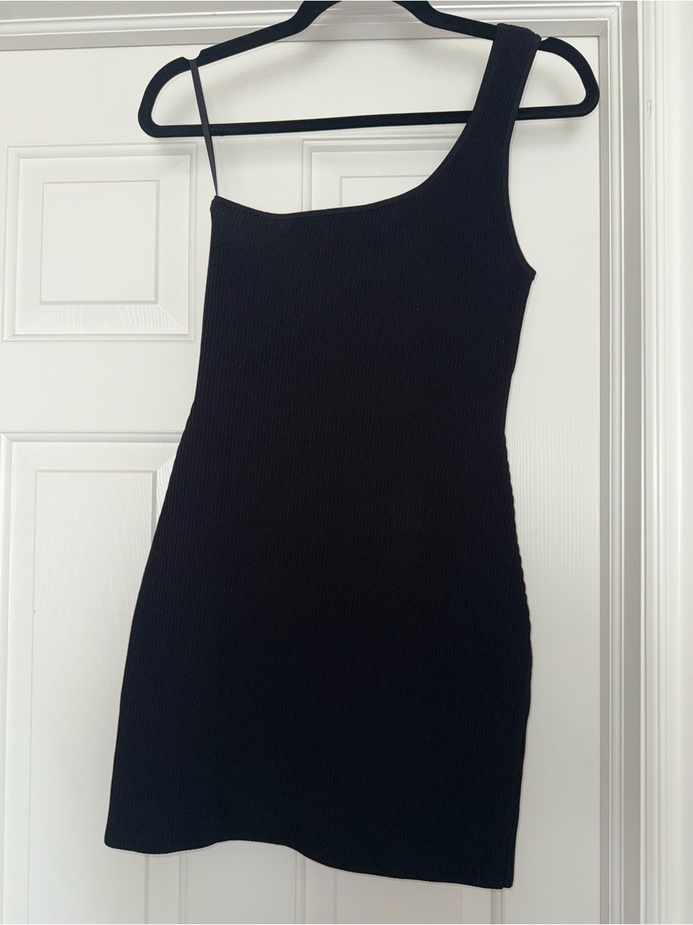 Aritzia Babaton one shoulder skirt knit black dress size small